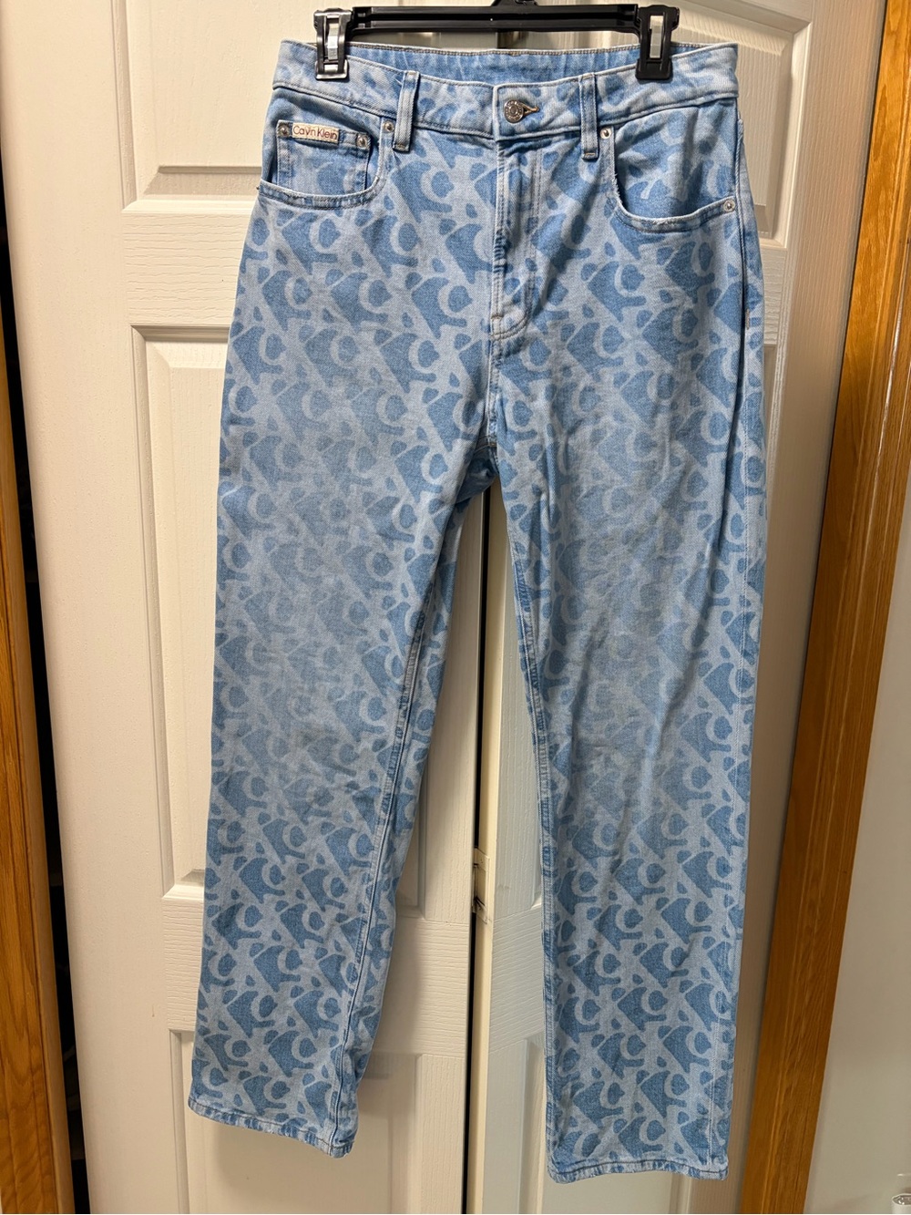 Calvin Klein Light Blue Signature Print Straight Leg Jeans - Women's